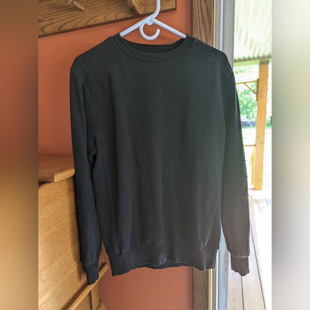 Womens Sweatshirt Size small